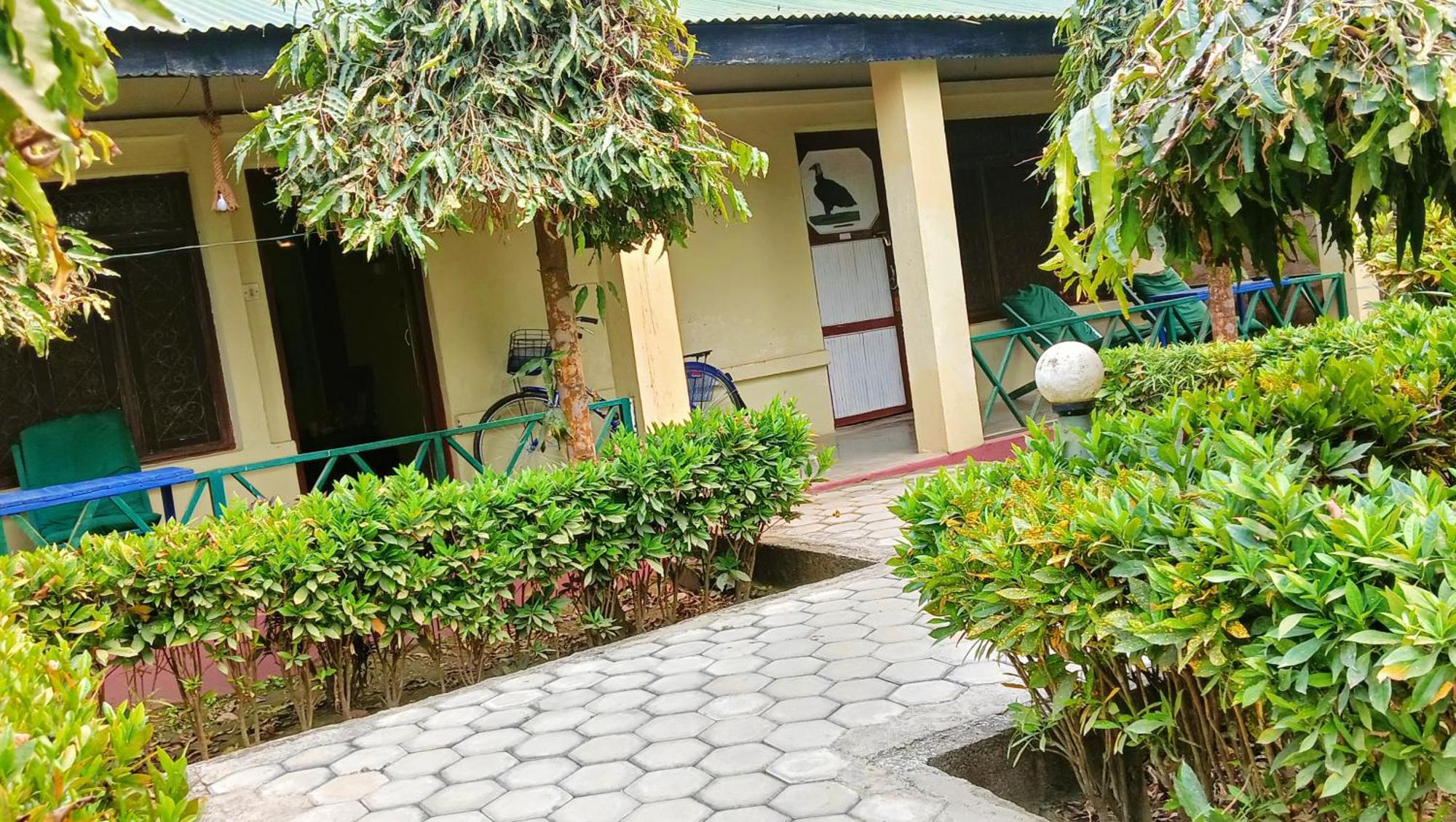 Hotel Butterfly - Peaceful Garden For Nature Lovers โซราฮา ภายนอก รูปภาพ