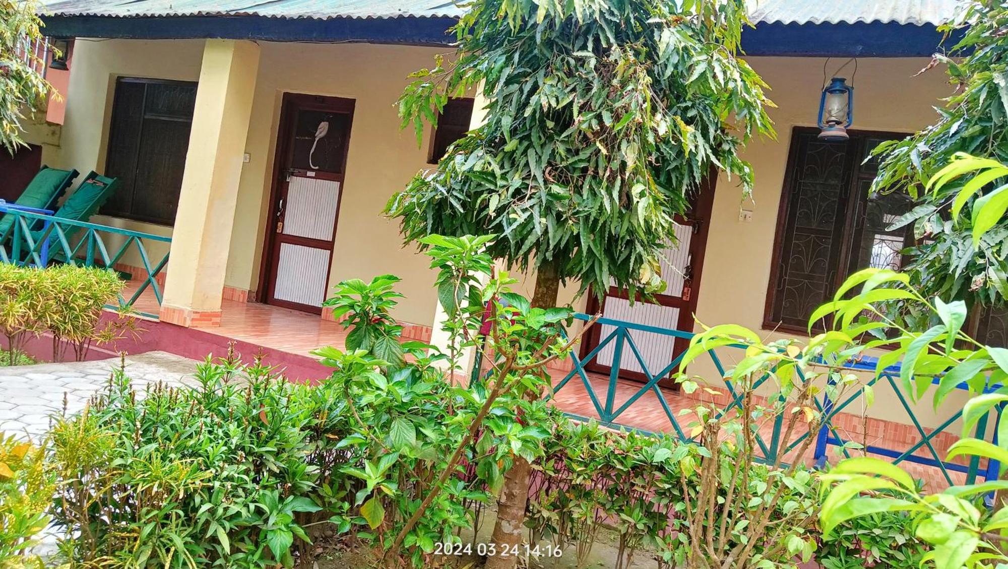 Hotel Butterfly - Peaceful Garden For Nature Lovers โซราฮา ภายนอก รูปภาพ